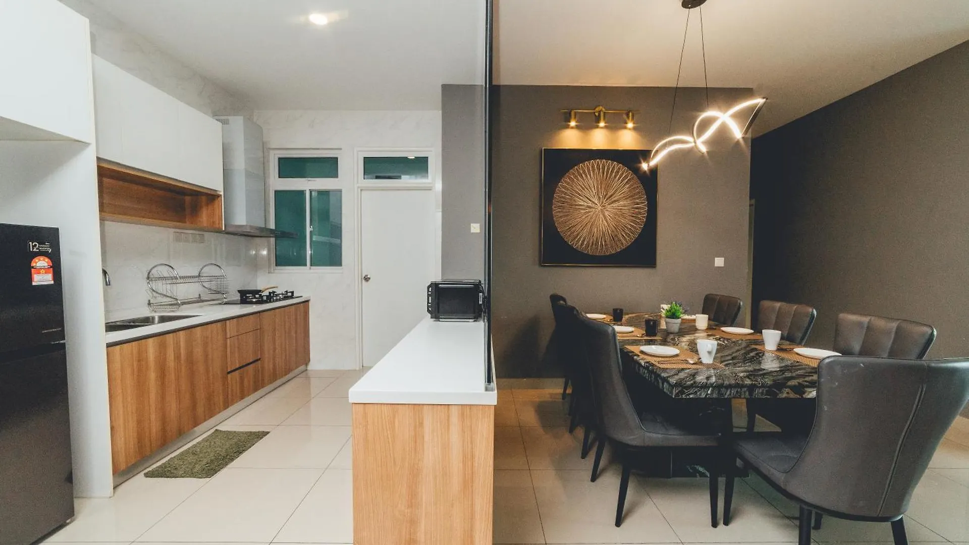 ג'והור בהרו Twin Galaxy Jet Black 3Br6Pax Balcony Nr Ksl By Ourstay דירה ג'והור בהרו